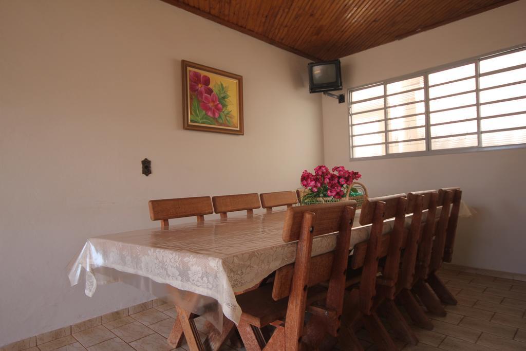 Casa Temporada Gratao 06 Min Dos Parques Thermas Olimpia Phòng bức ảnh